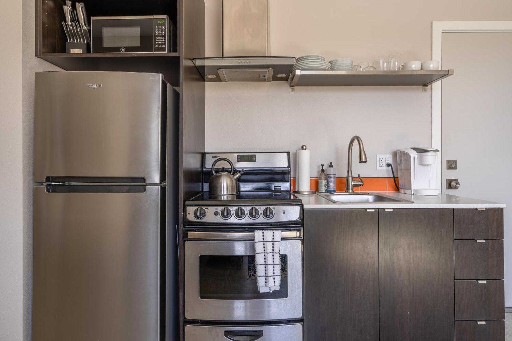 פורטלנד Sunny Studio Apartment - Food Carts, Coffee & Bars מראה חיצוני תמונה